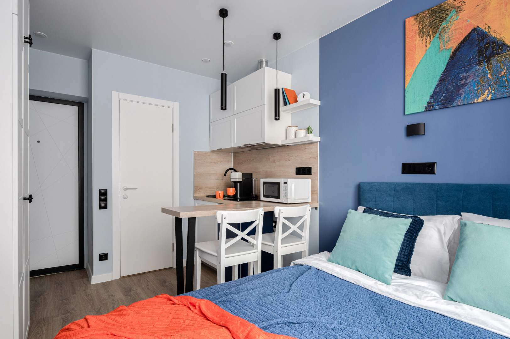 Апартаменты бульвар Эйнштейна 4 (401)