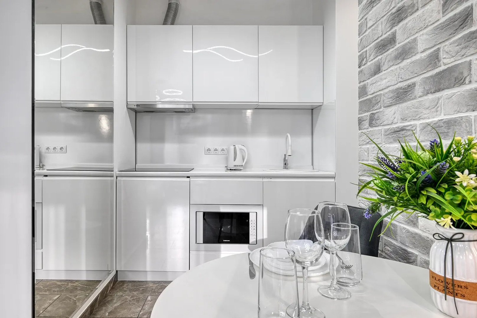 Апартаменты Возле Казино Я на Море 1