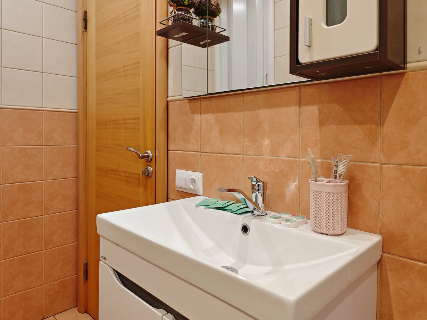 Апартаменты Невский 18 Николь и Мишель