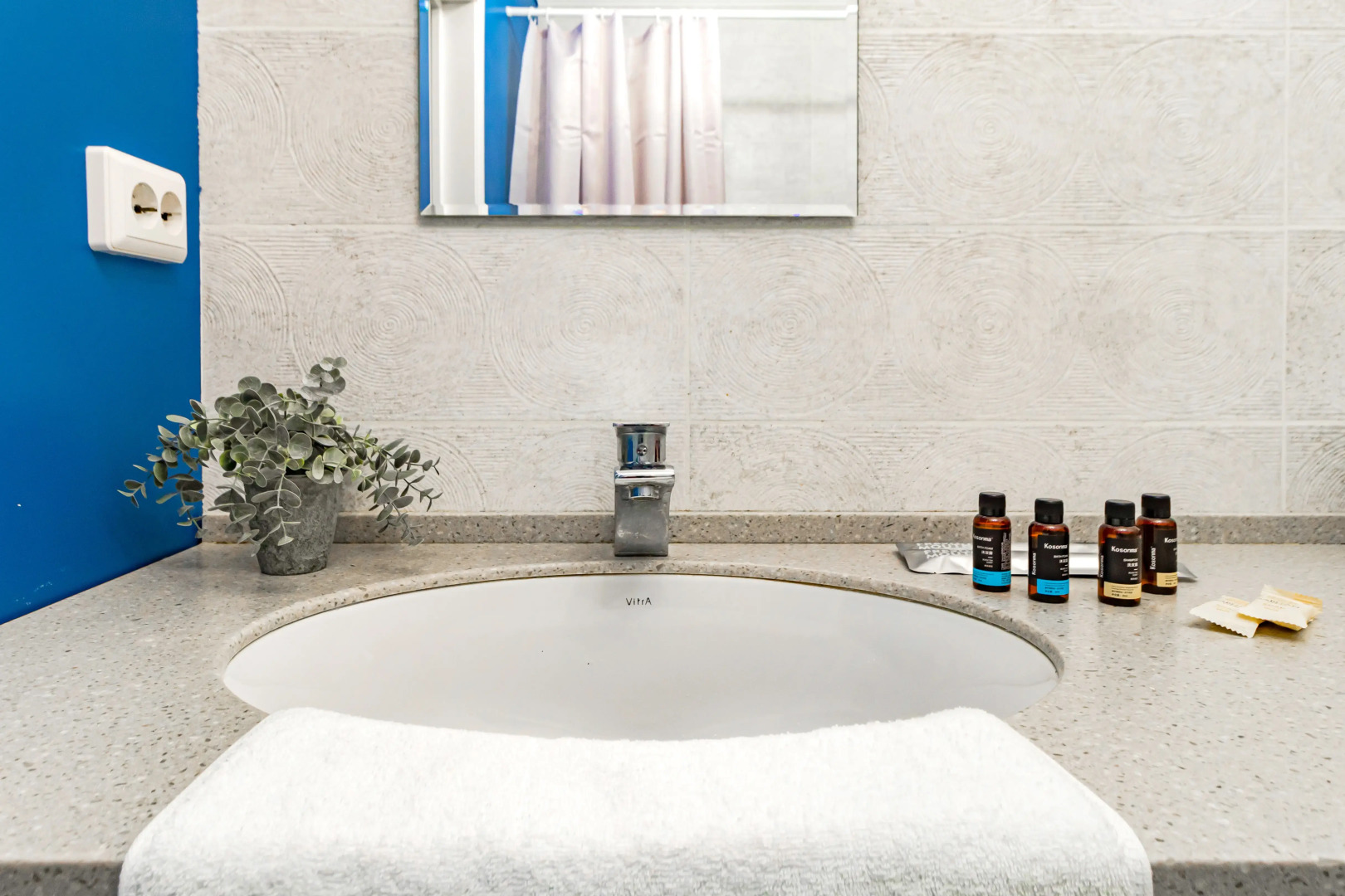 Апартаменты Smart Inn возле Ботанического Сада, Expo