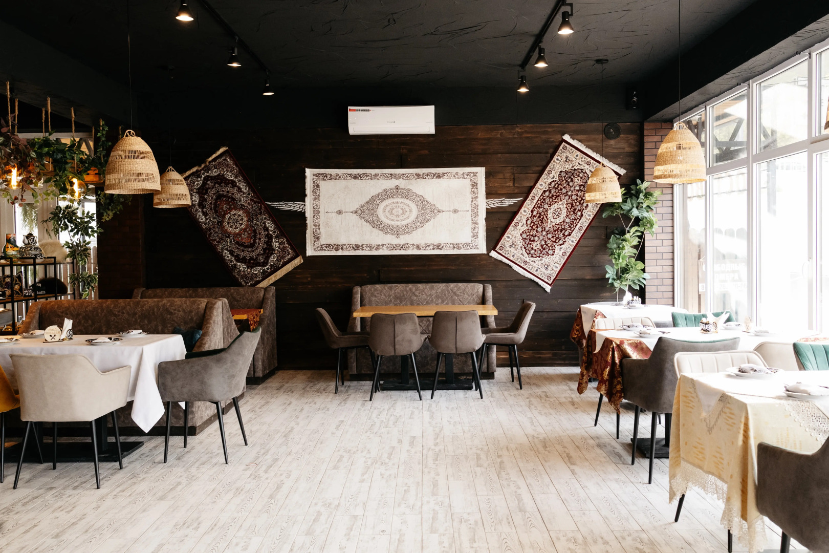 Отель Gill Grad