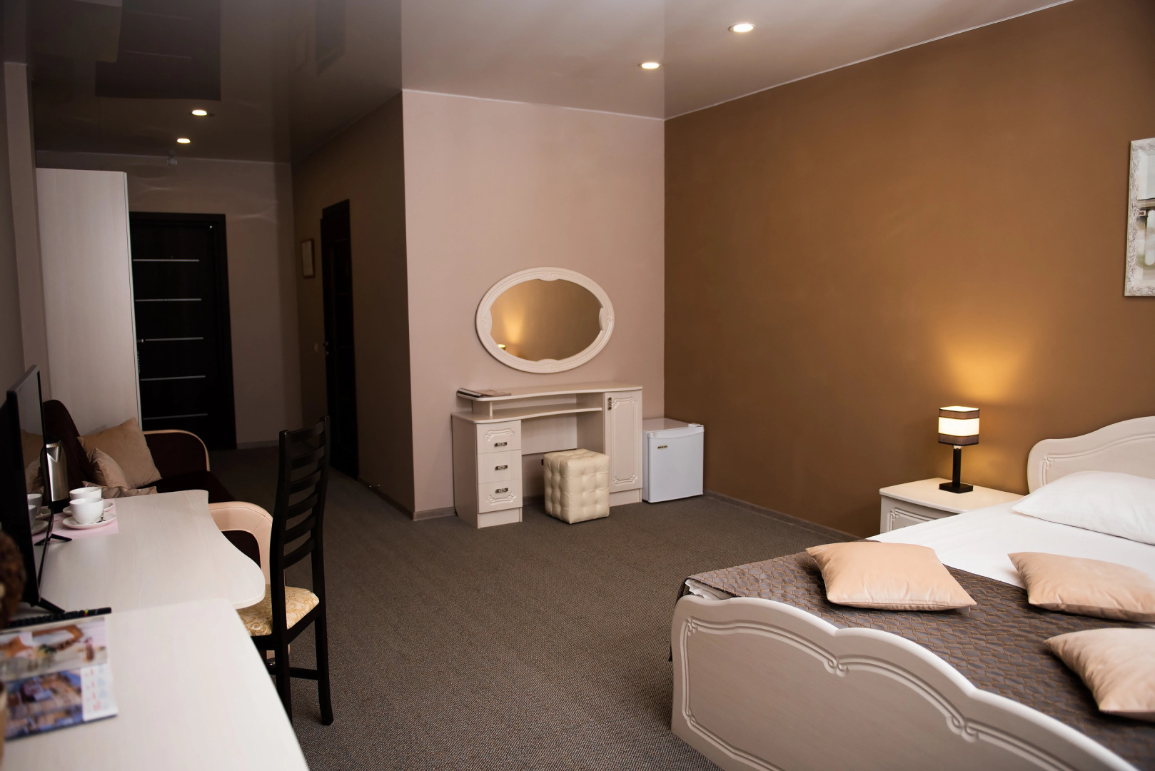 Отель Белая Акация