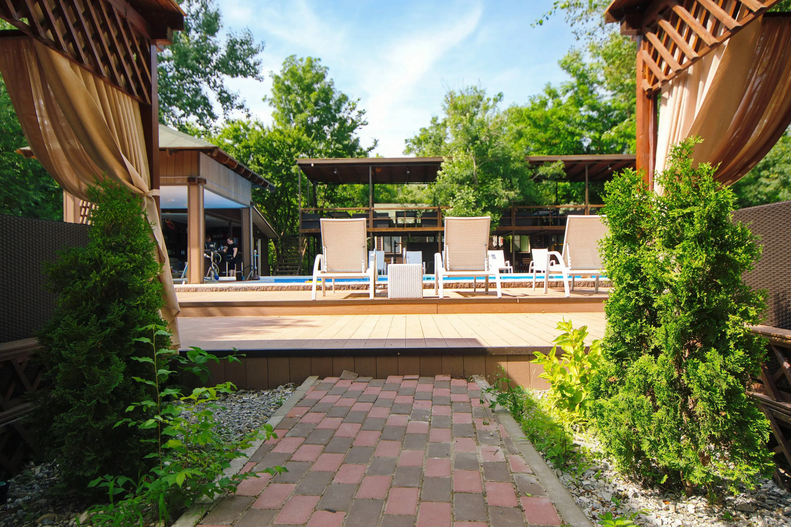 Парк-Отель Поляна