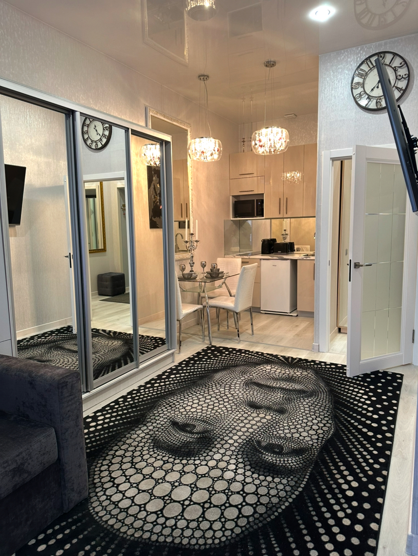 Квартира Большая Студия в Центре