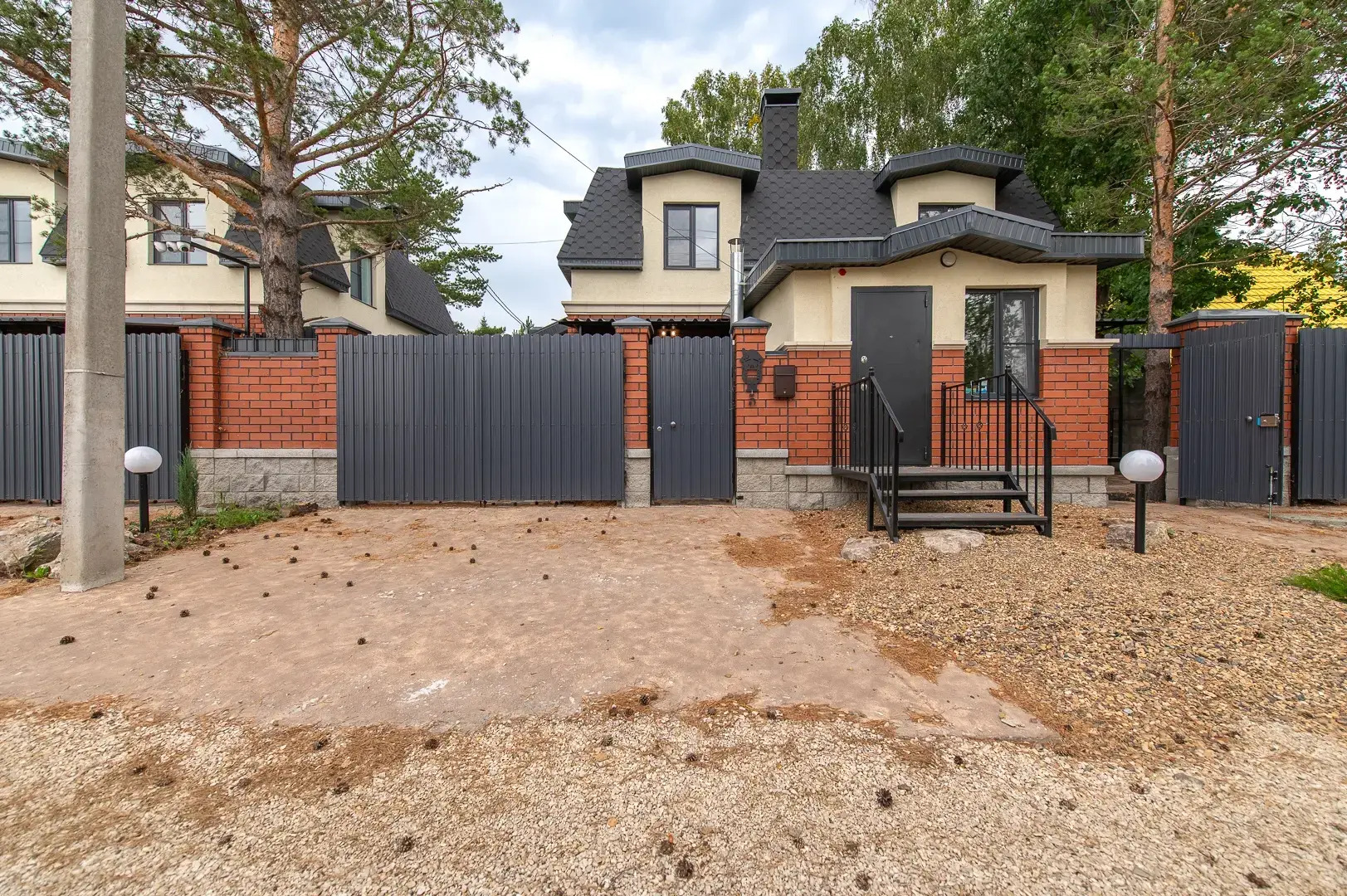 Частный дом на Шахтёров 28 (5)