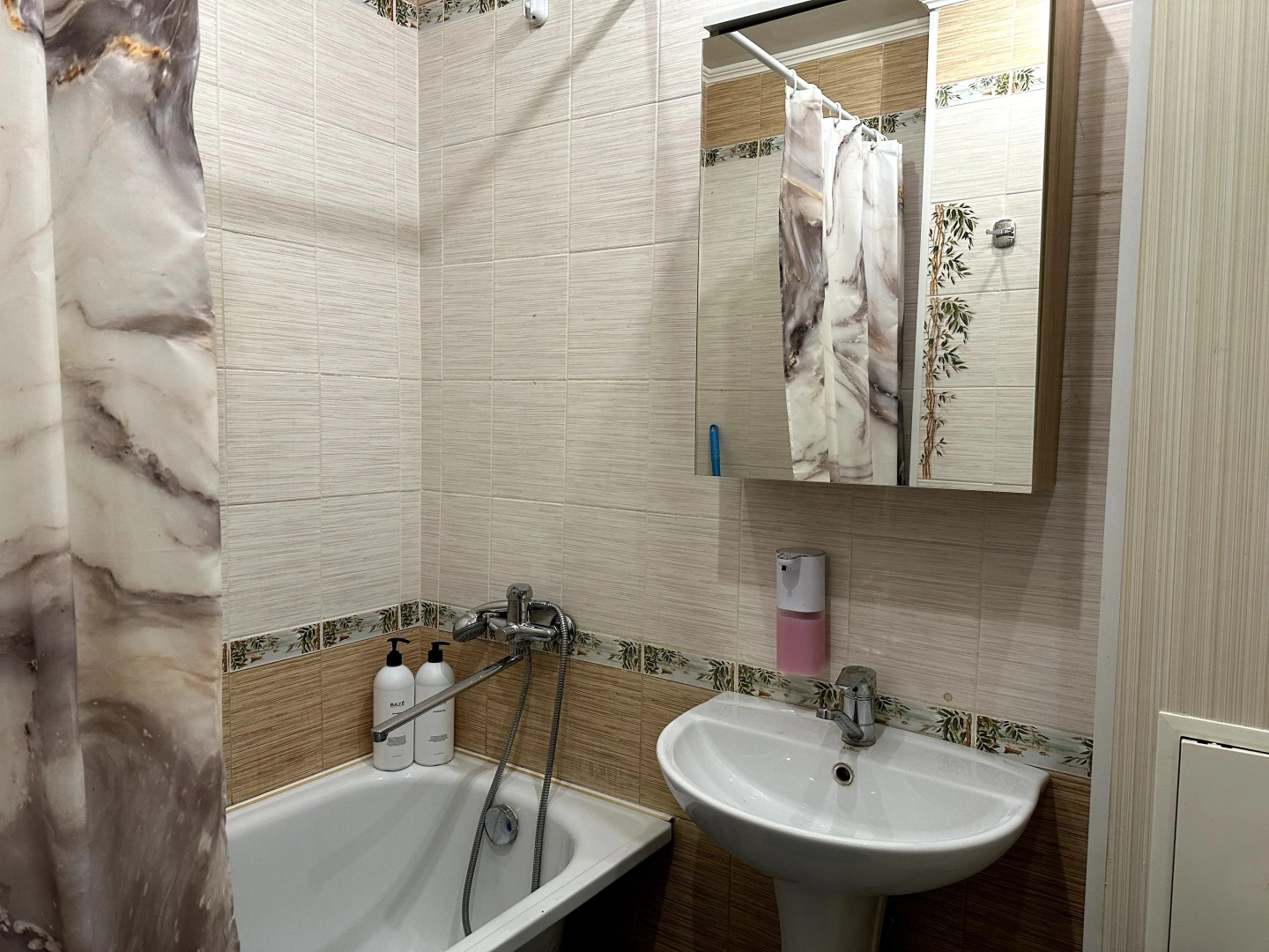 Апартаменты Квартира в 5 минутах от набережной р.Казанки