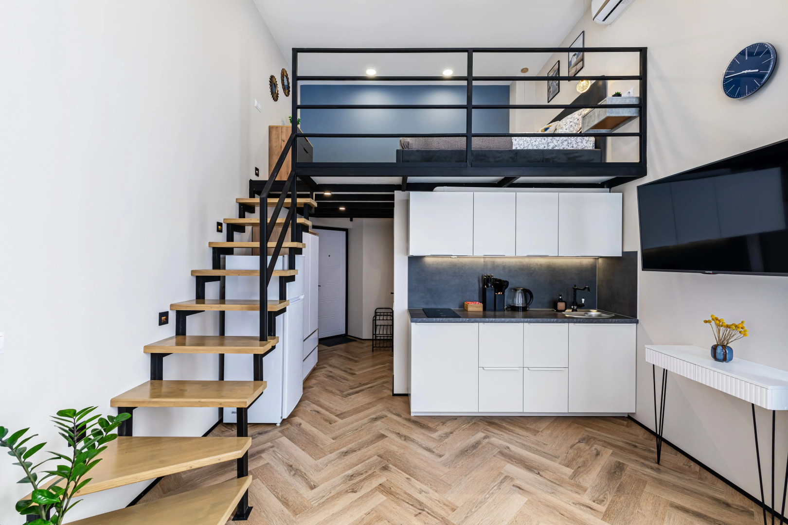 Апартаменты BLUE Studio от GRIKO