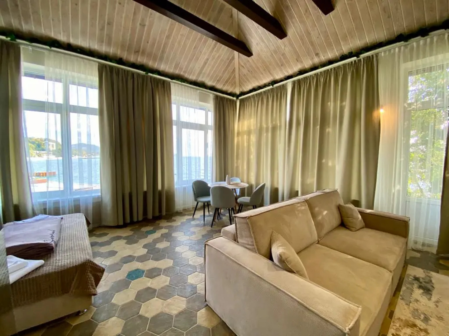 Отель Морской Клуб