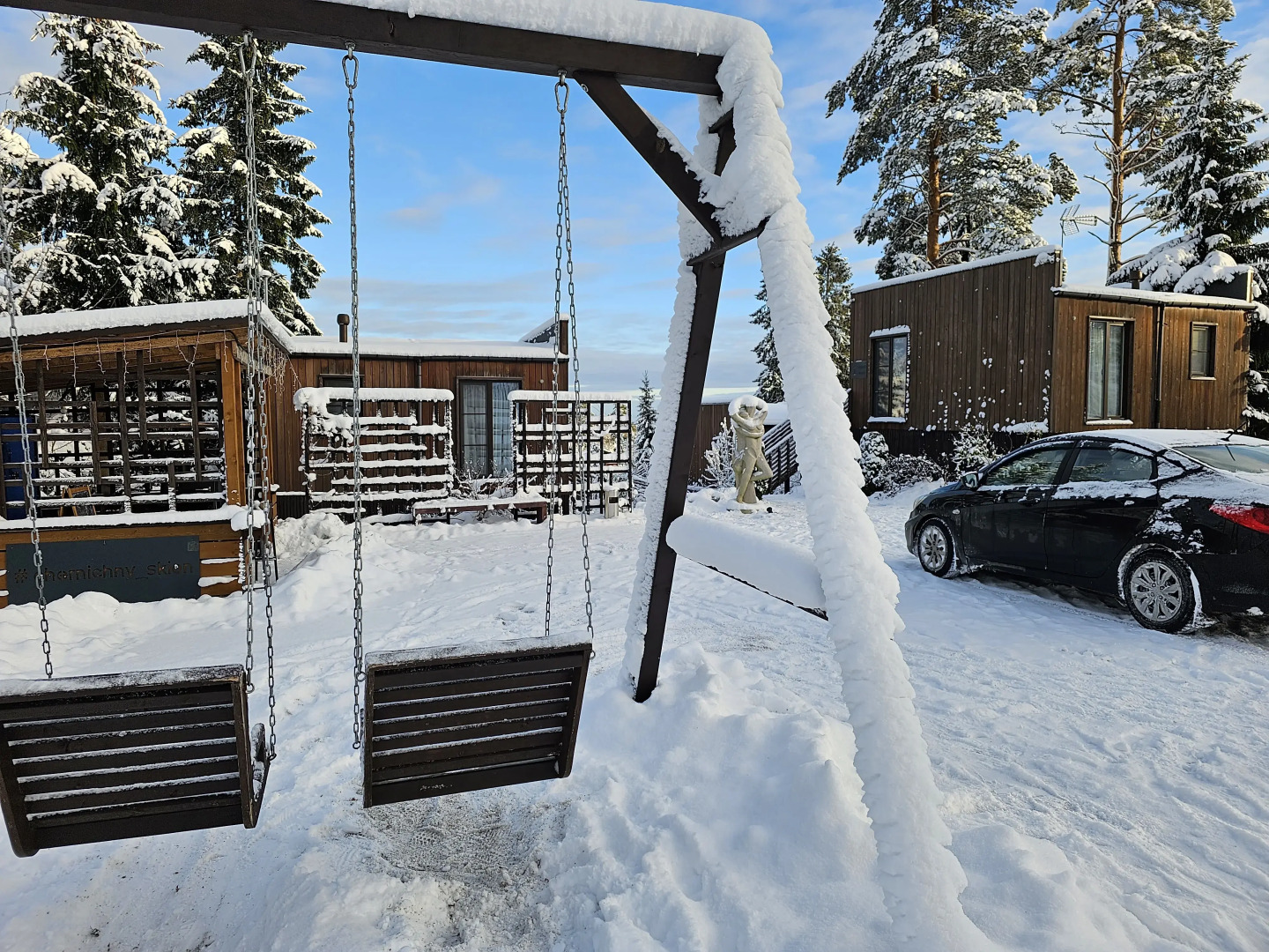 Коттедж Черничный Склон Violet House