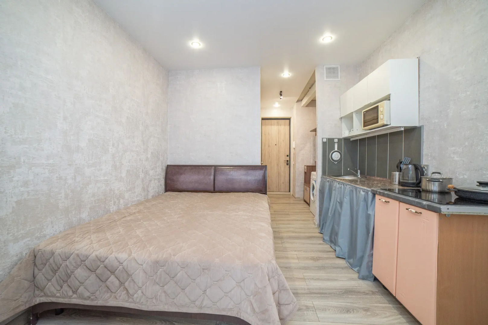 Квартира уютная в доме бизнес класса возле метро