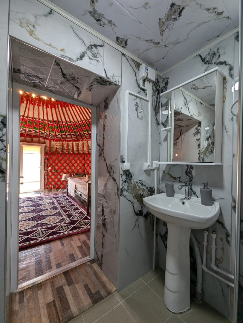 Глэмпинг Tash-Rabat Ethno Complex