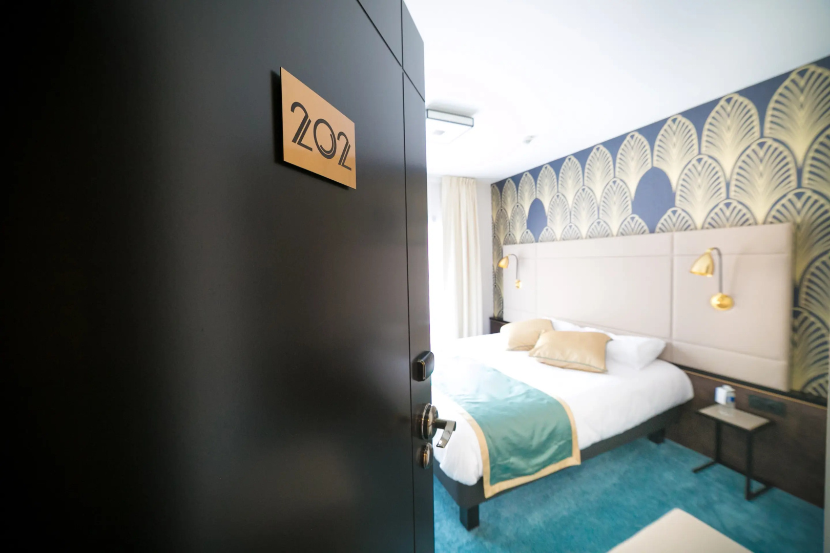 Отель Best Western Journel Saint-Laurent-Du-Var