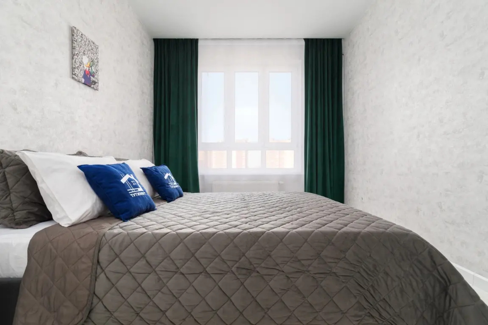 Апартаменты Люкс Тут Живут Парк и Стадион