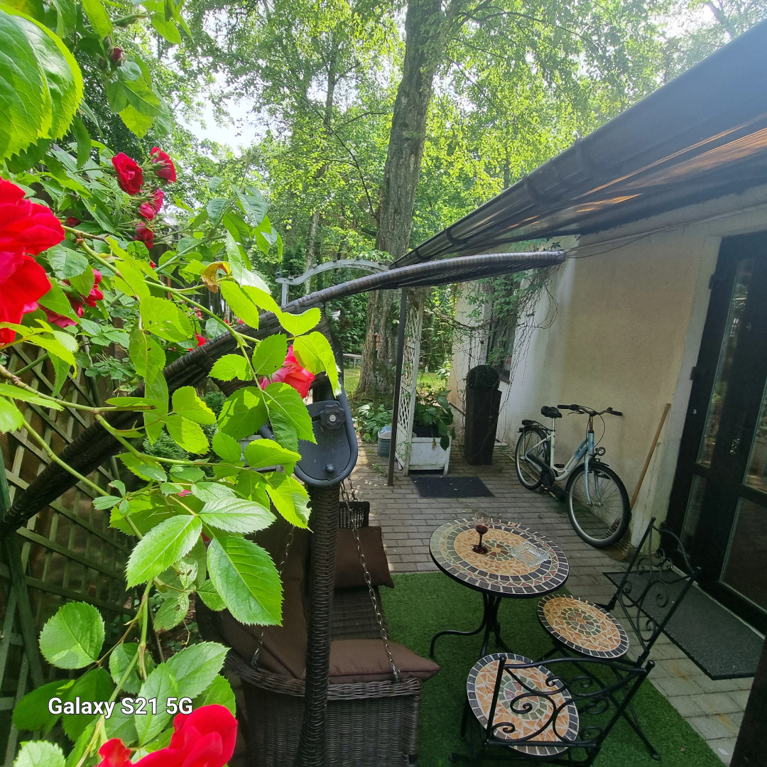 Апартаменты Студия Red в Центре Рядом с Янтарь-Холлом