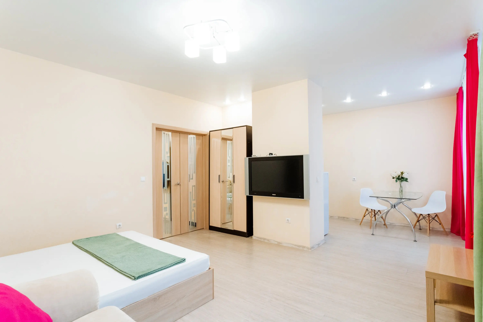 Апартаменты с Панорамным Видом в Центре Города