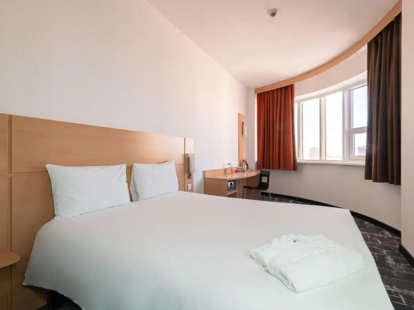Отель Ibis Астана