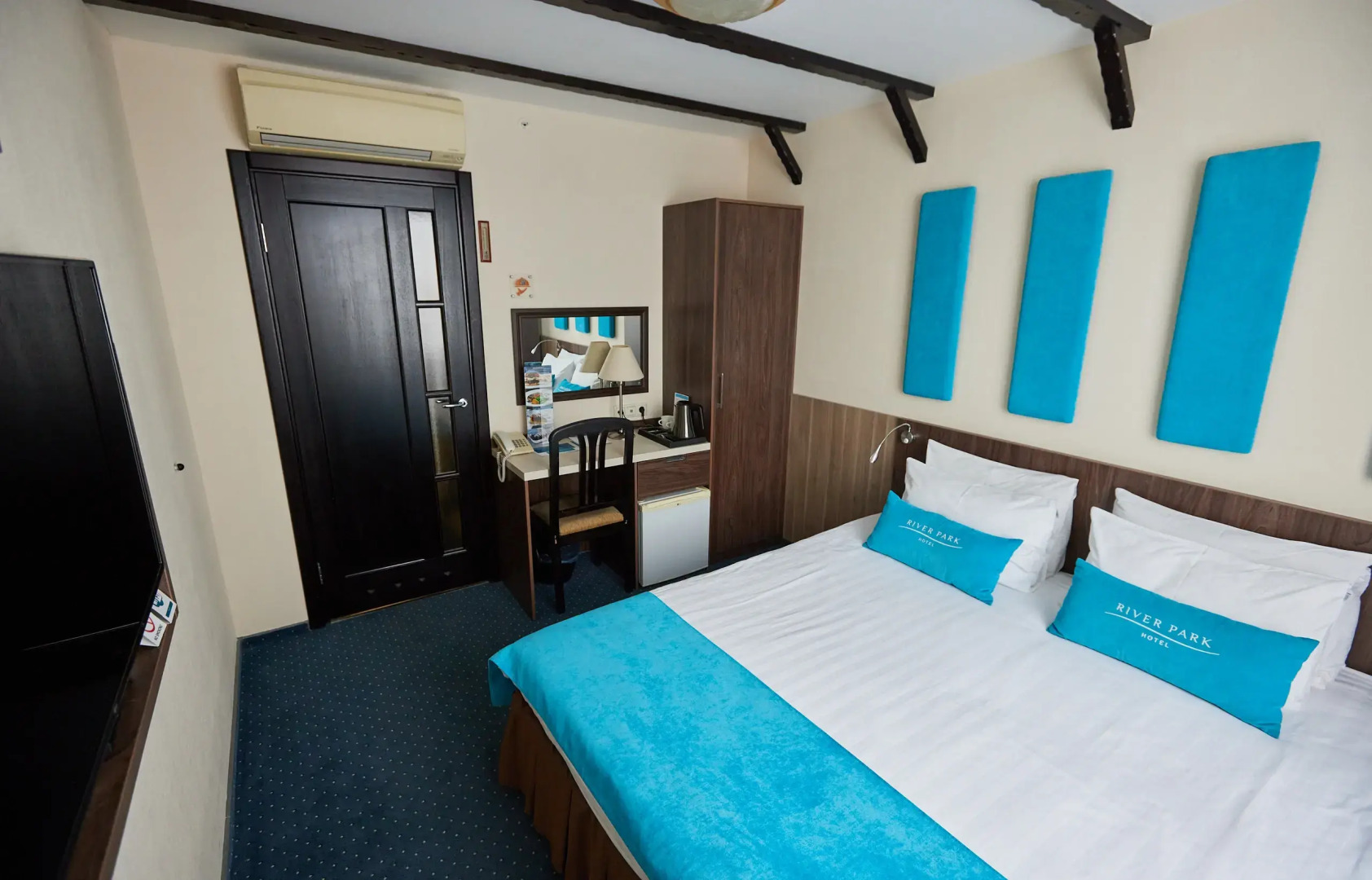 Отель River Park