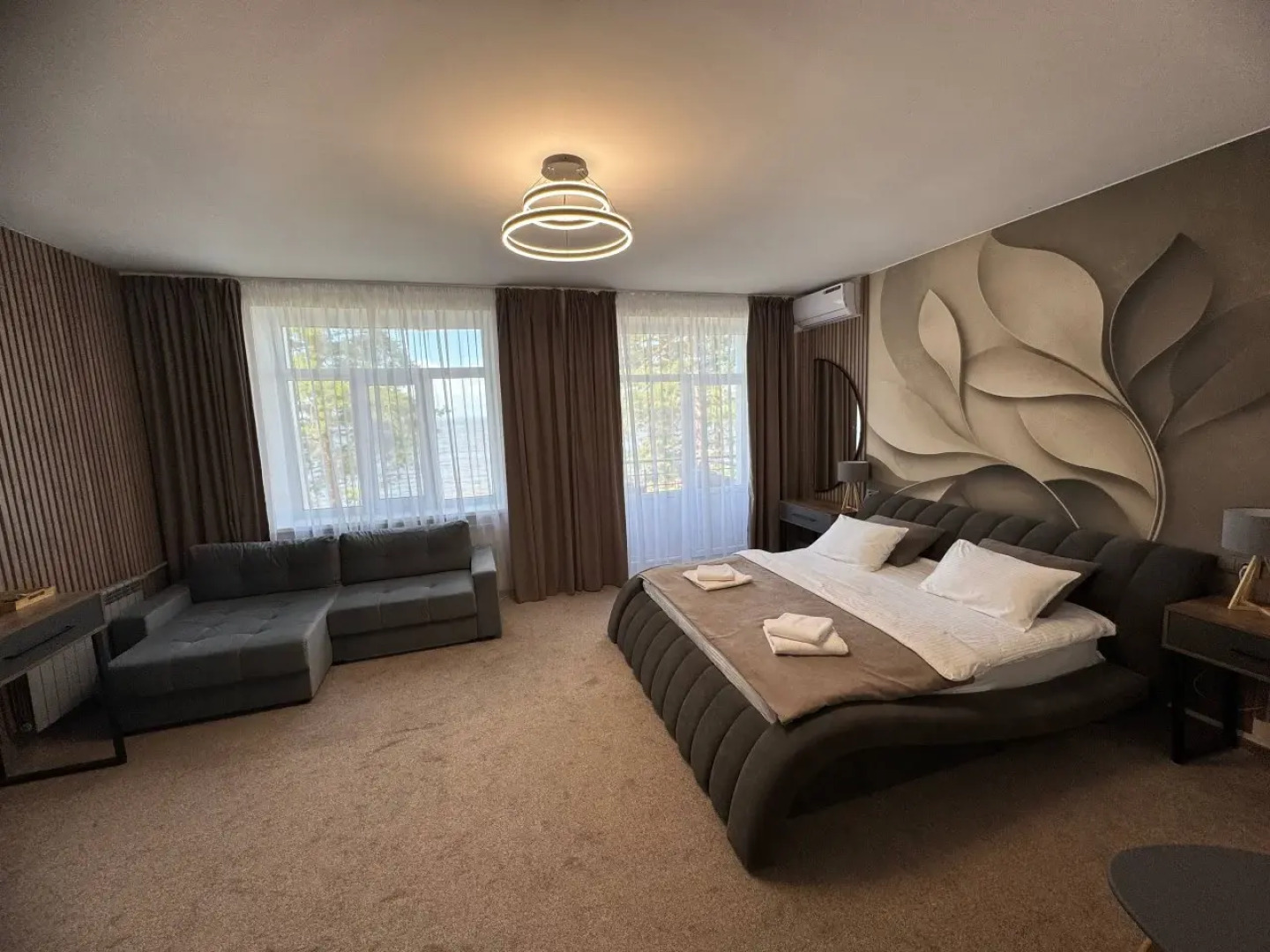 Отель Акватория