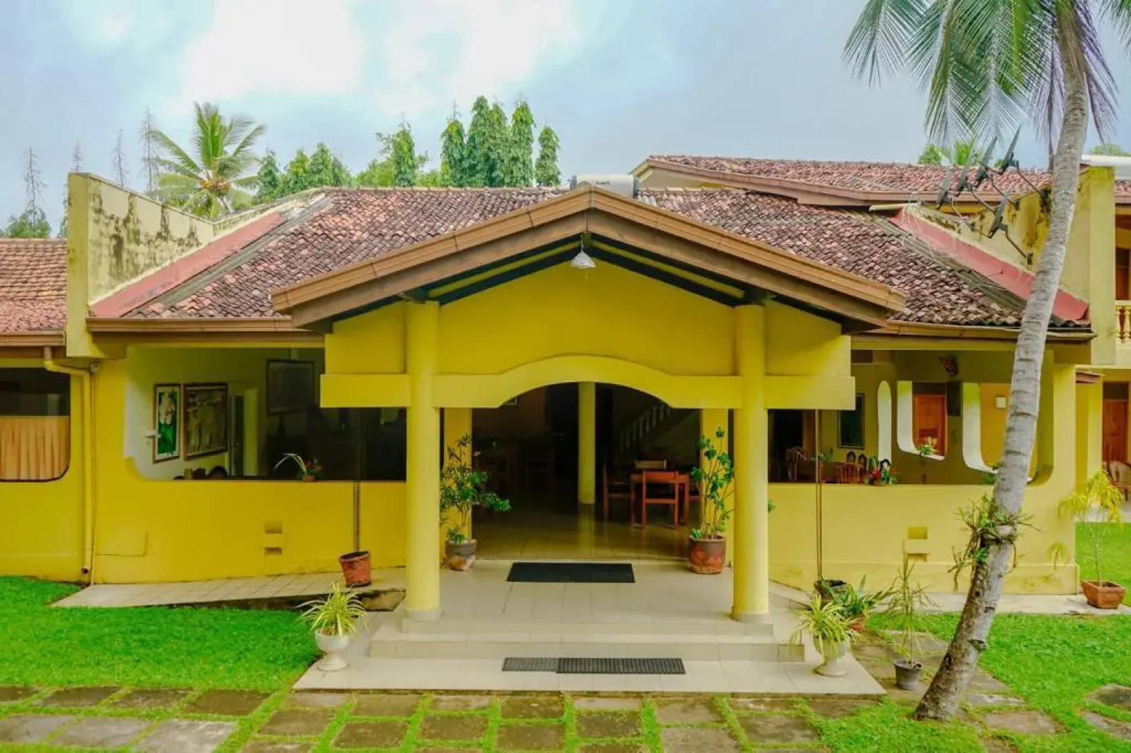 Курортный Отель Muthumuni Ayurveda River