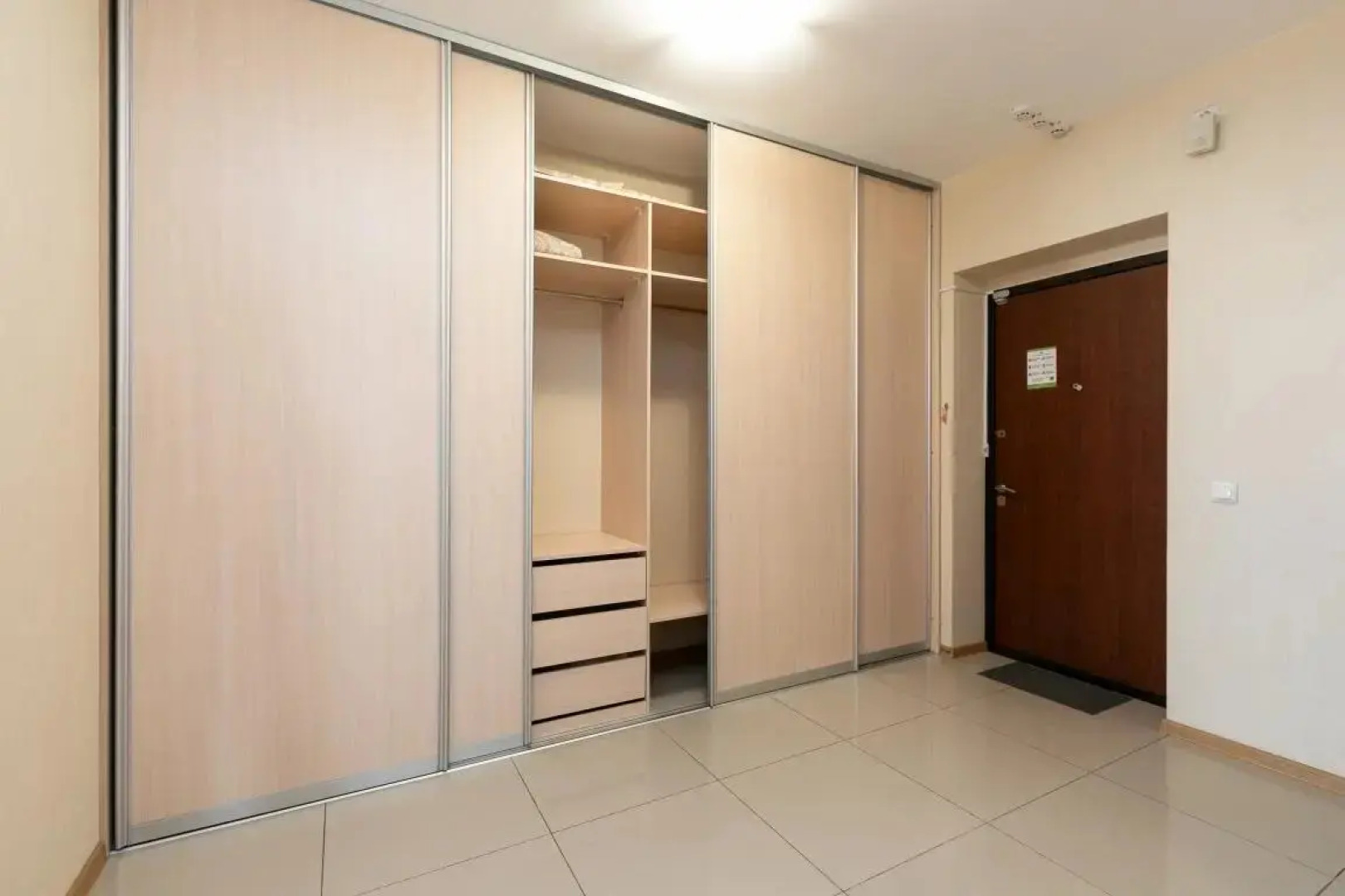 3-к апартаменты Этажидейли на ВИЗе