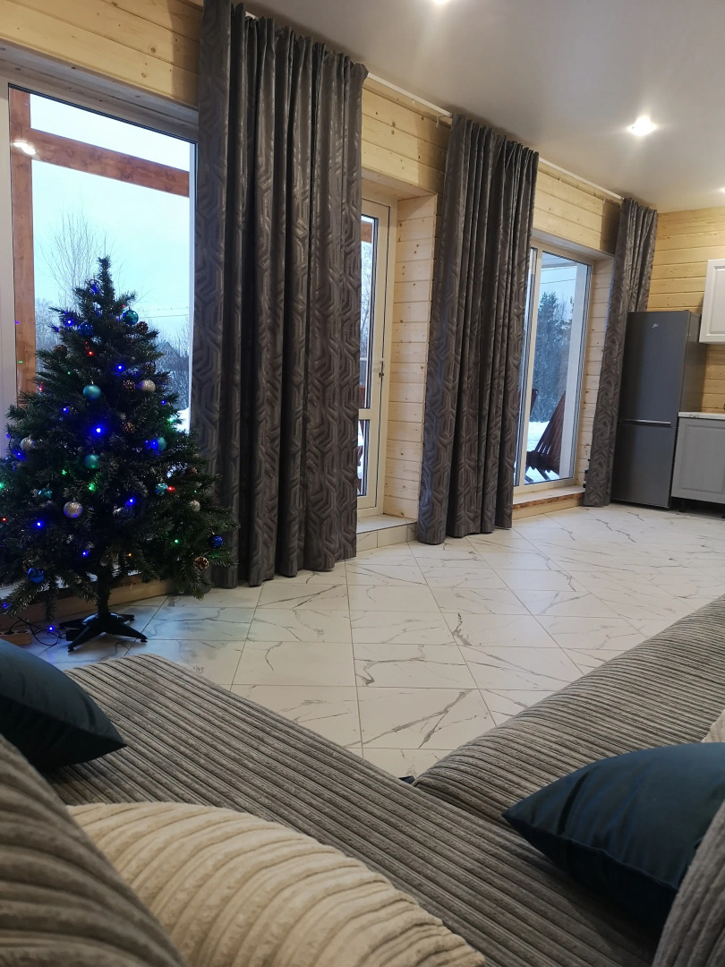 Гостевой дом с сауной вблизи реки и озера Ладоги Лисий берег