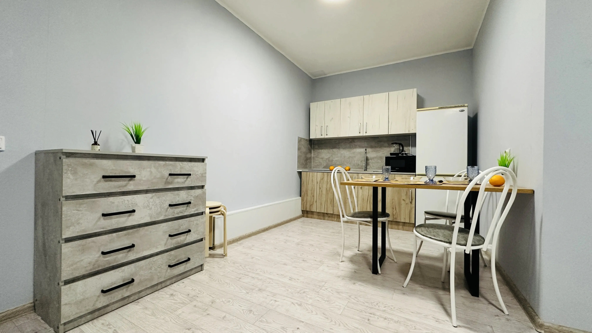 Квартира Большая Однокомнатная у Балатовского парка