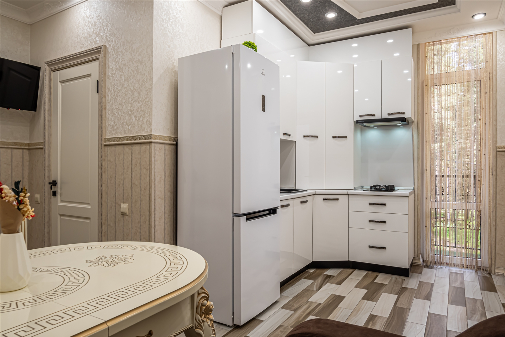 Апартаменты Стандартные с Балконом и Красивым Видом в Сосновом Лесу от Квартирукинг