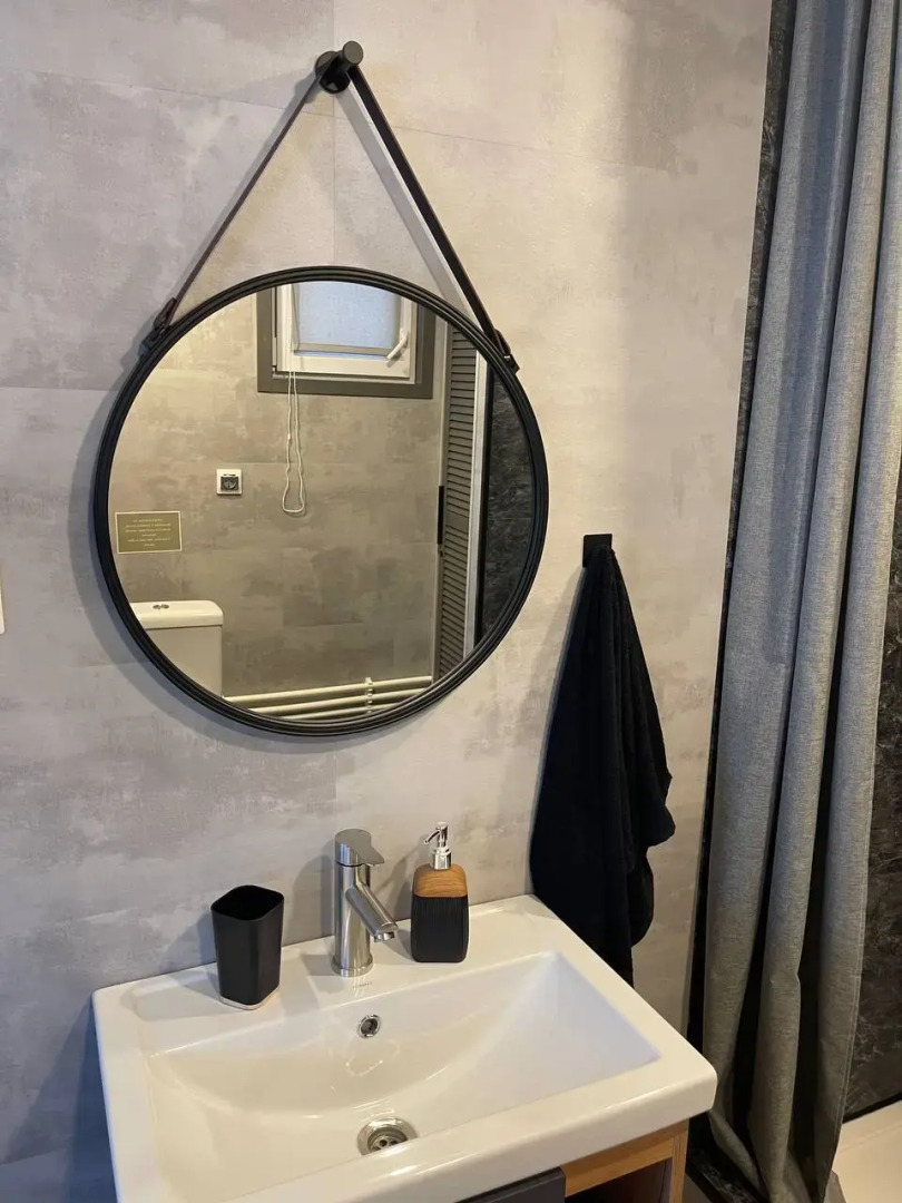 Частный дом  Belov House  с панорамным остеклением у леса