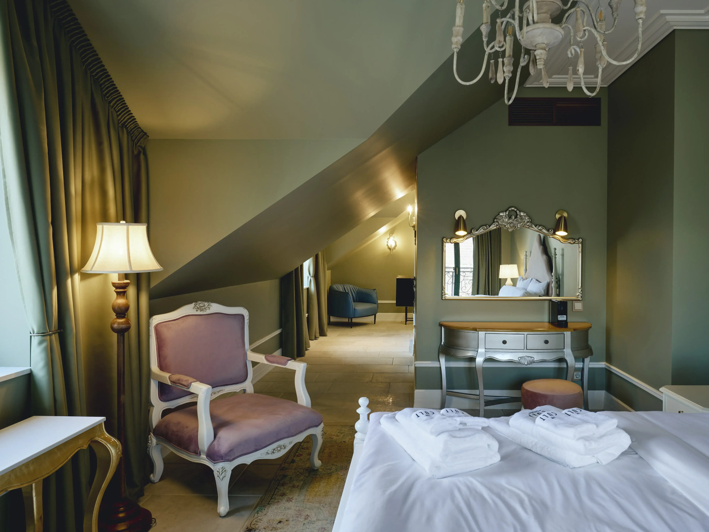 Бутик-отель The Cult