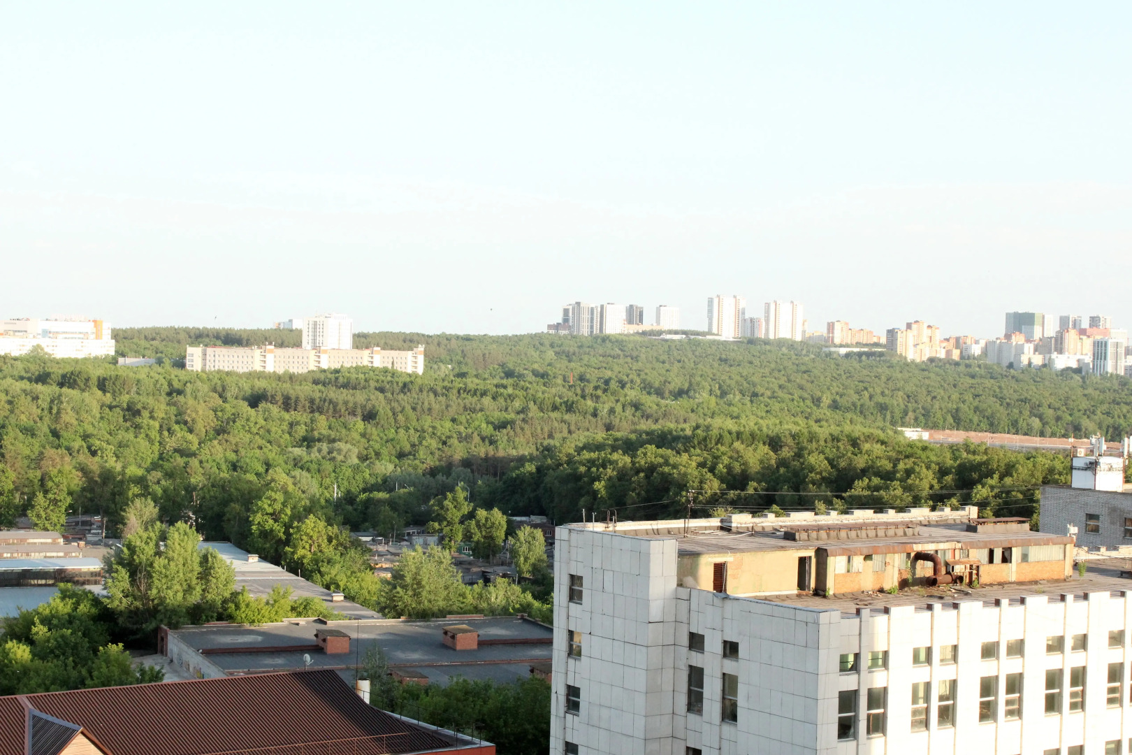 Квартира - студия рядом с проспектом Октября.