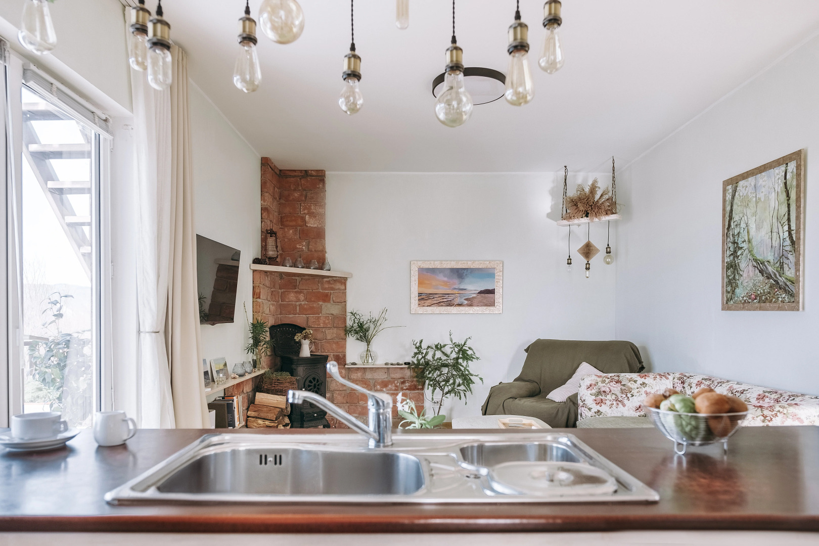 Гостевой Дом с Кипарисами в горах с видом на море