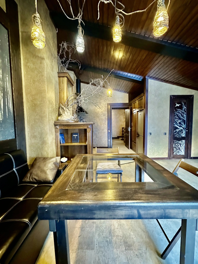 Квартира на Аланской, 25 "Пентхаус"