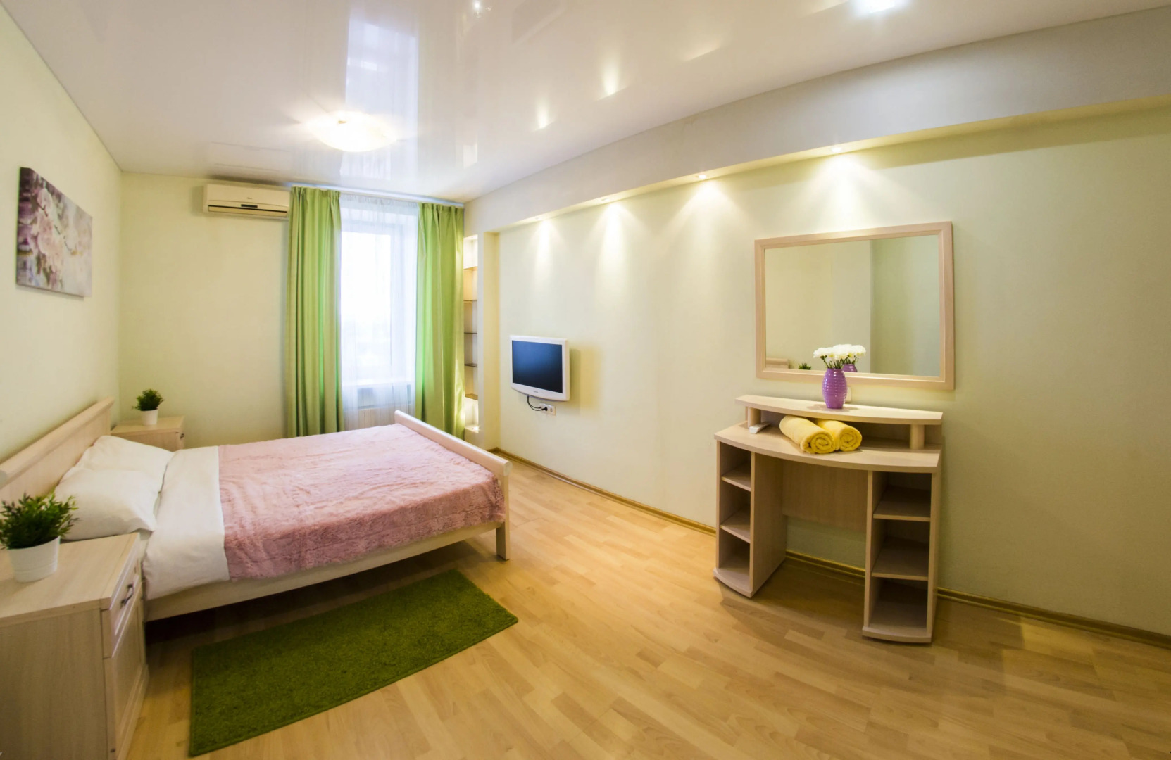 Апартаменты на Декабристов