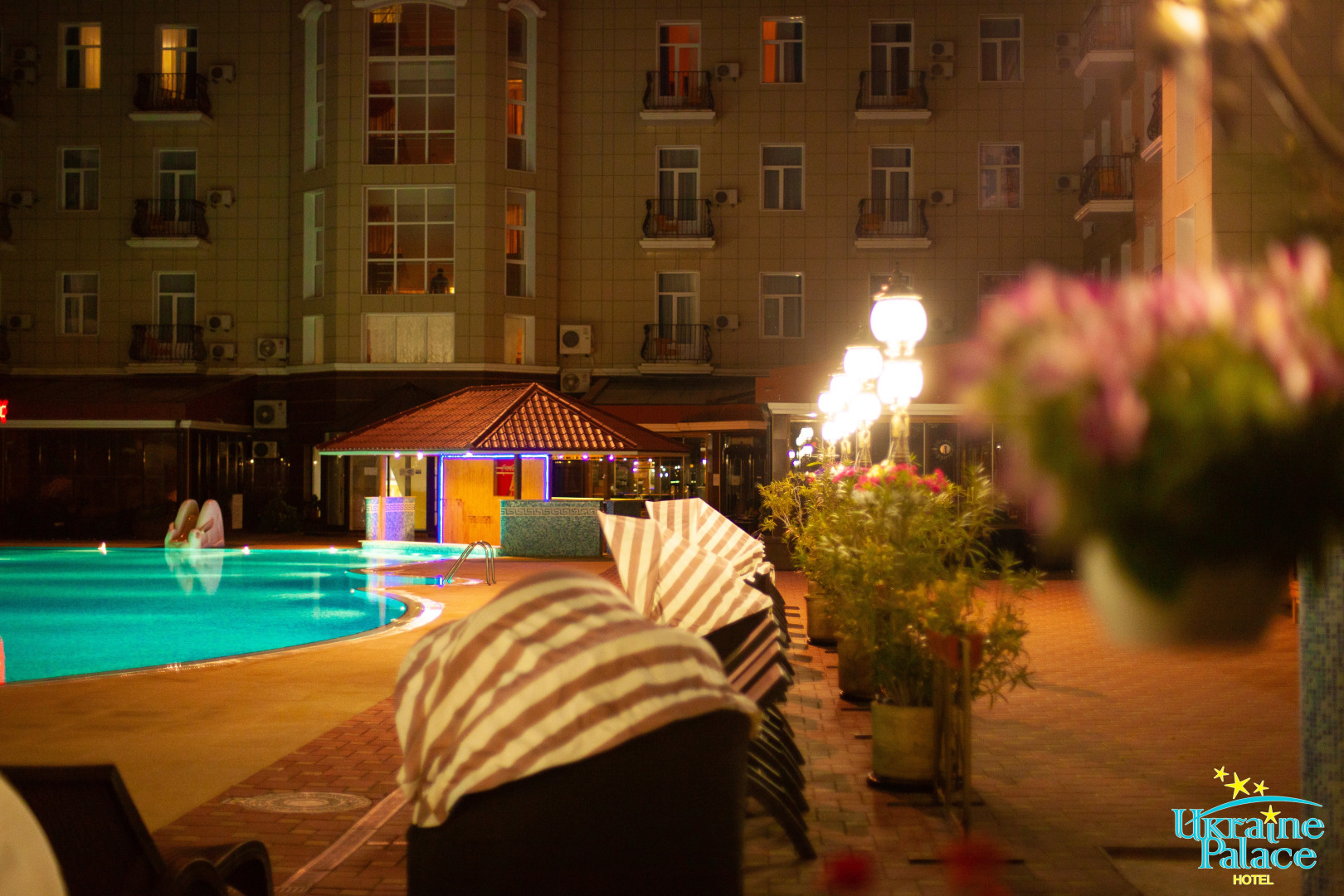 Отель Палас