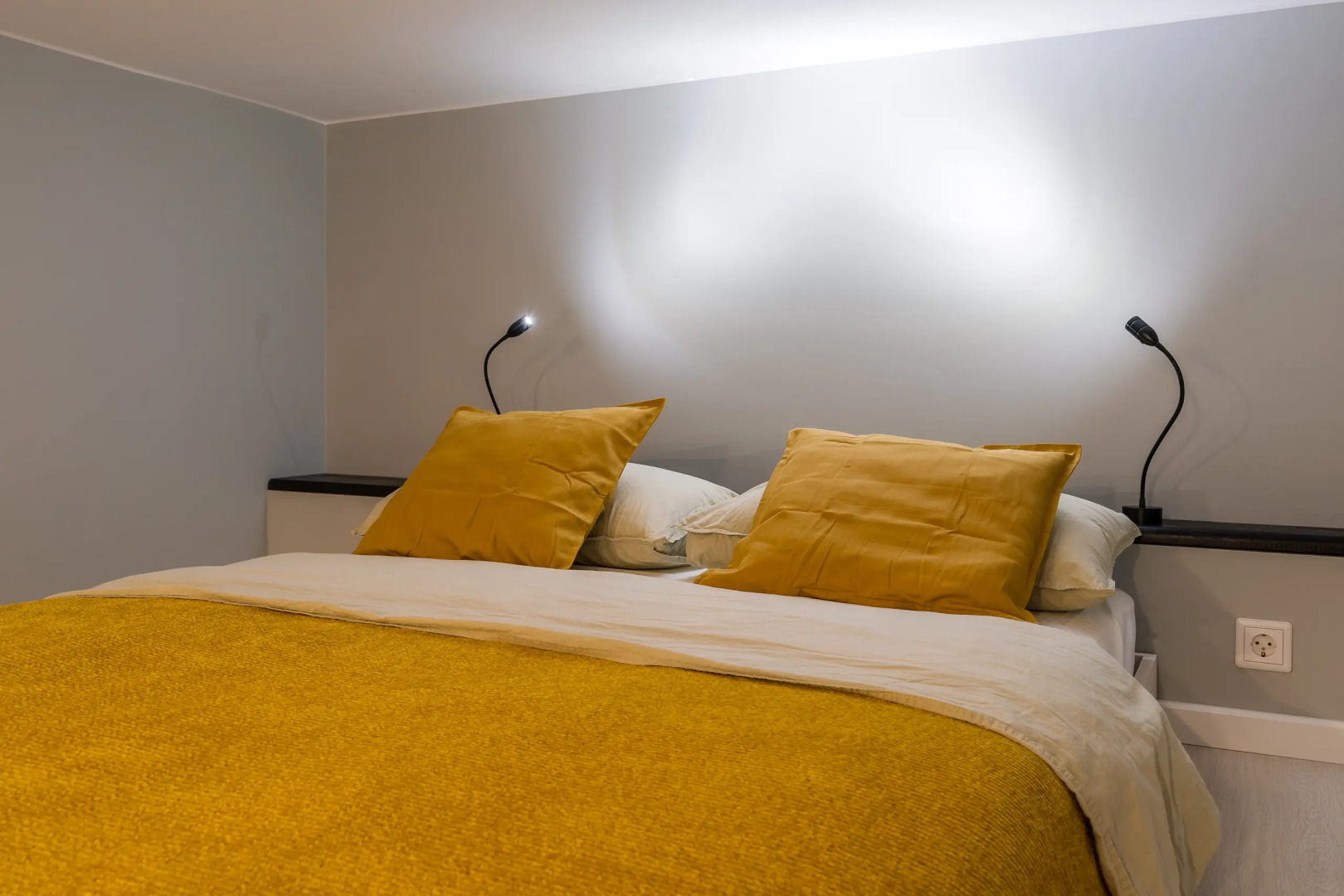 Меблированные комнаты Uppapart Моховая 43