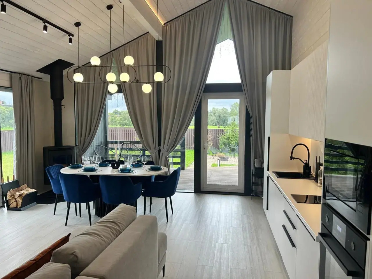 Частный Дом с Сауной и Горячей Купелью