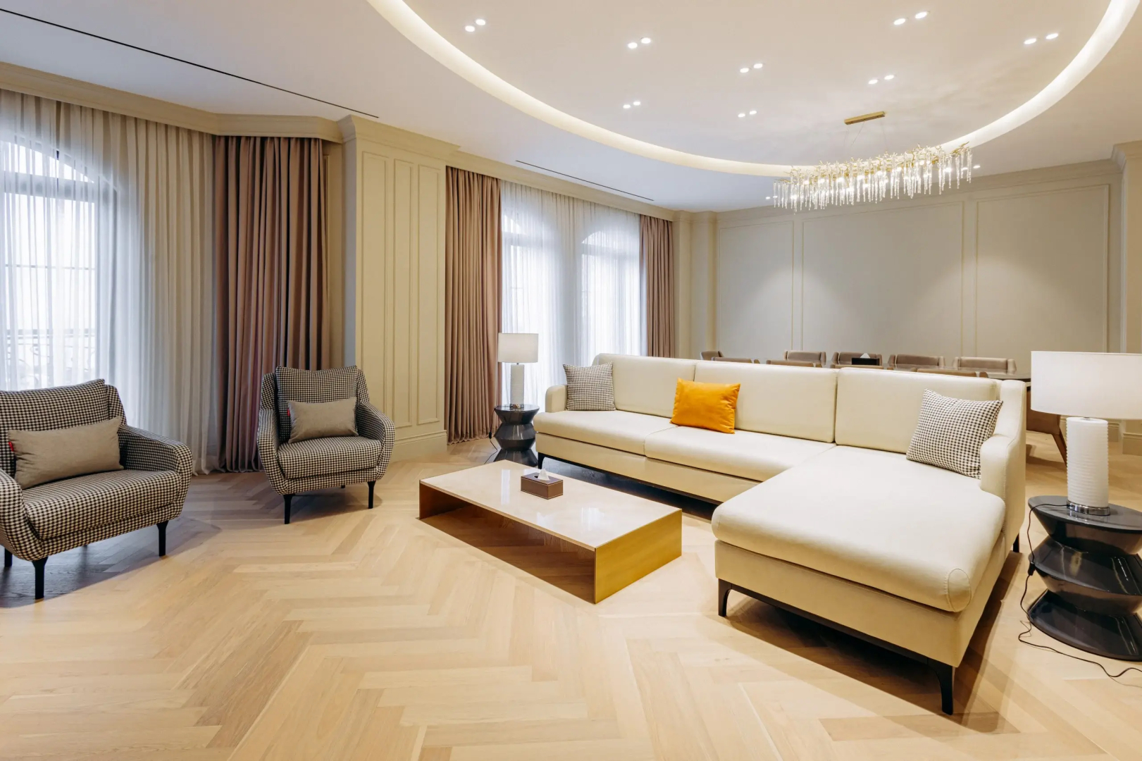 Апарт-отель Four Seasons