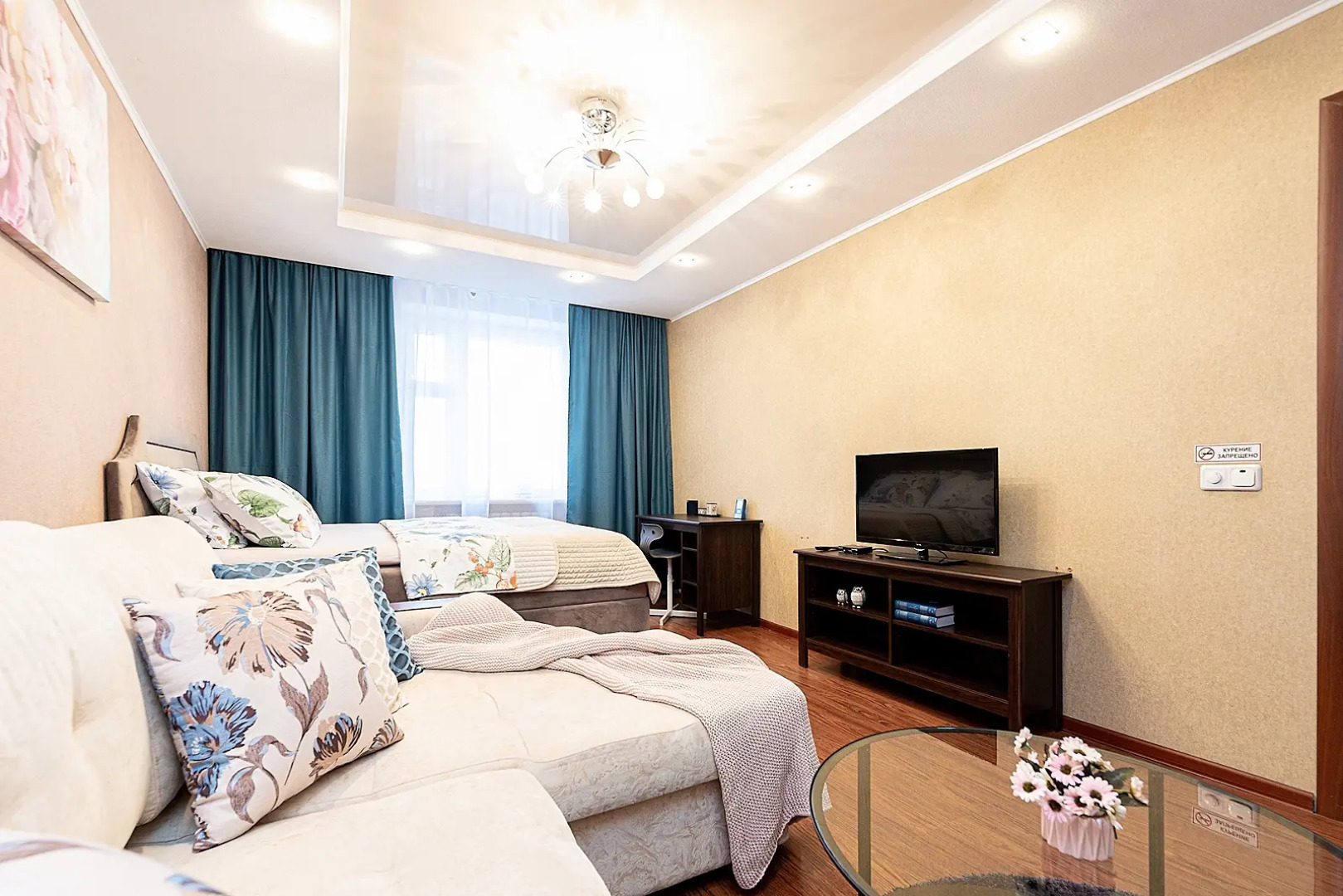 Апартаменты двухкомнатные  на Мещерском бульваре 3/3 .м.Cтрелка. Сова-Дом