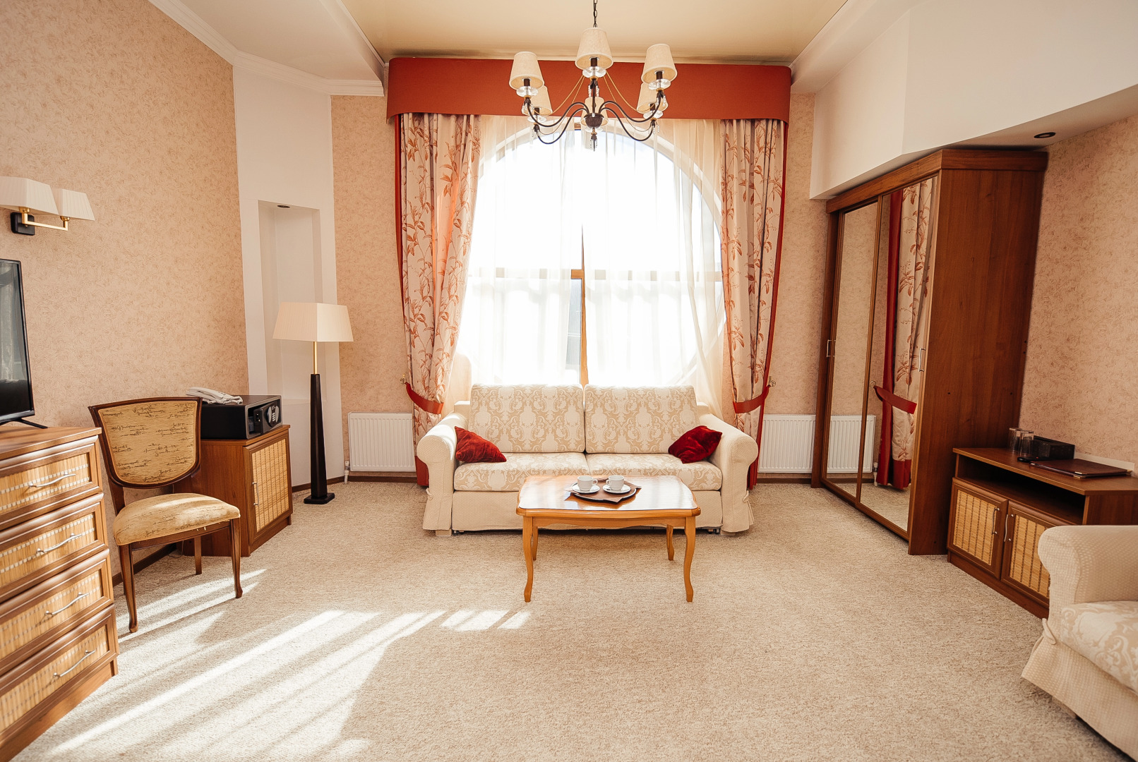 Отель Город Солнца