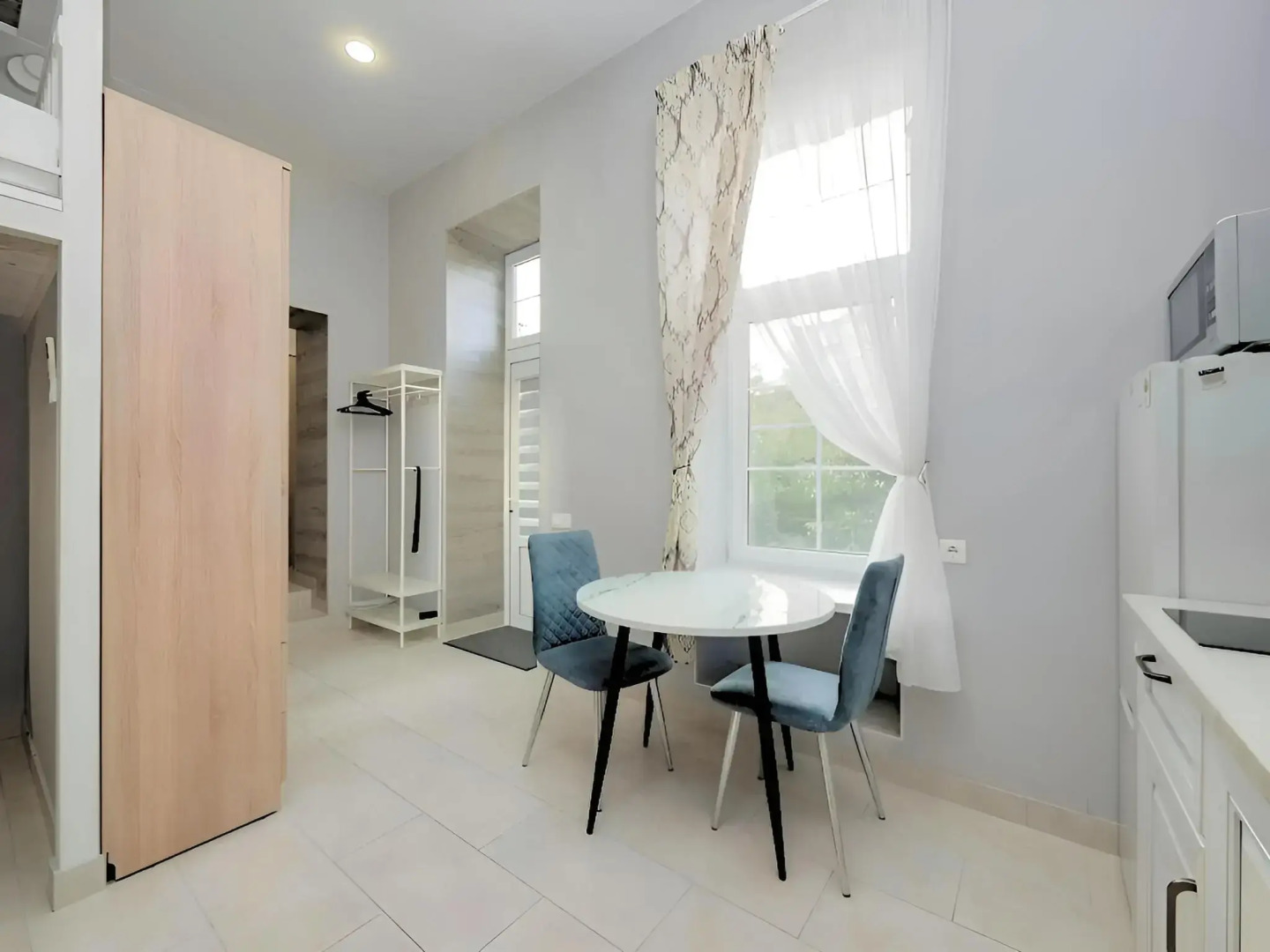 Апартаменты GoodZone на Театральной 1