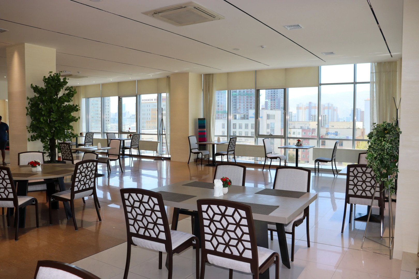 Отель Ramada by Wyndham Ulaanbaatar Citycenter