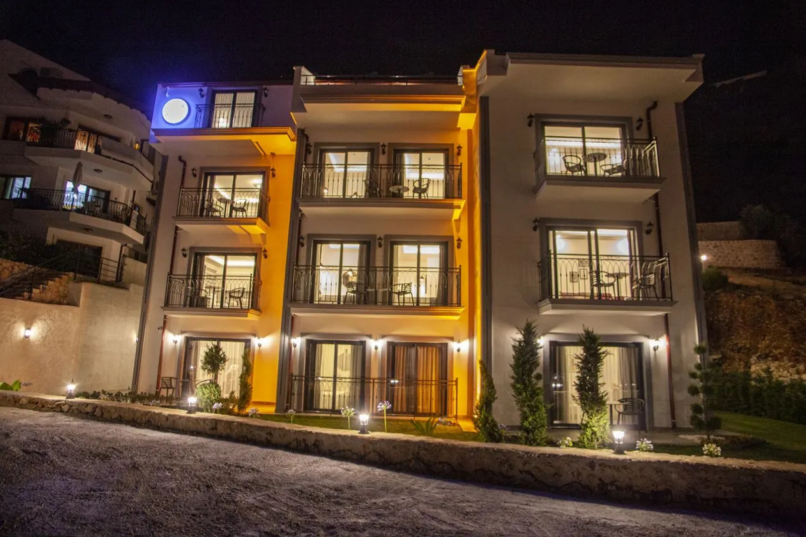 Апартаменты Lobelya Suites
