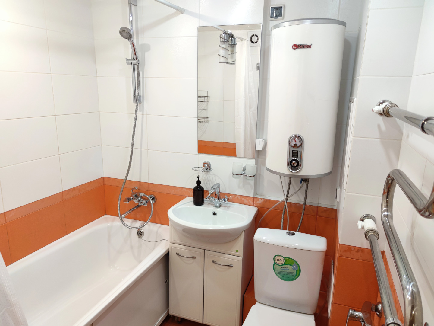 Квартира Уютная на Амирхана