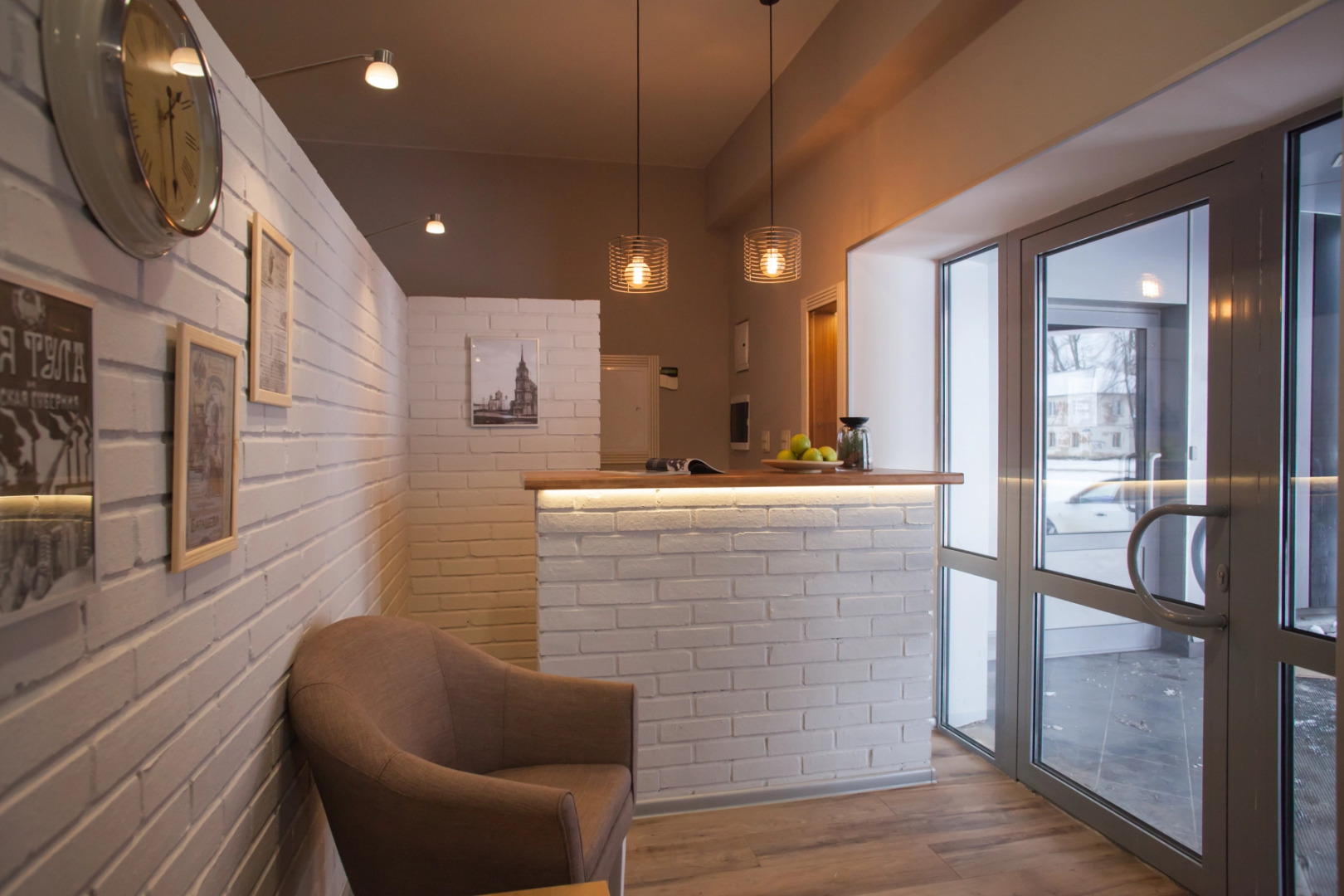 Отель Метро