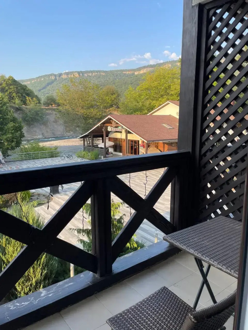 Отель Каштан