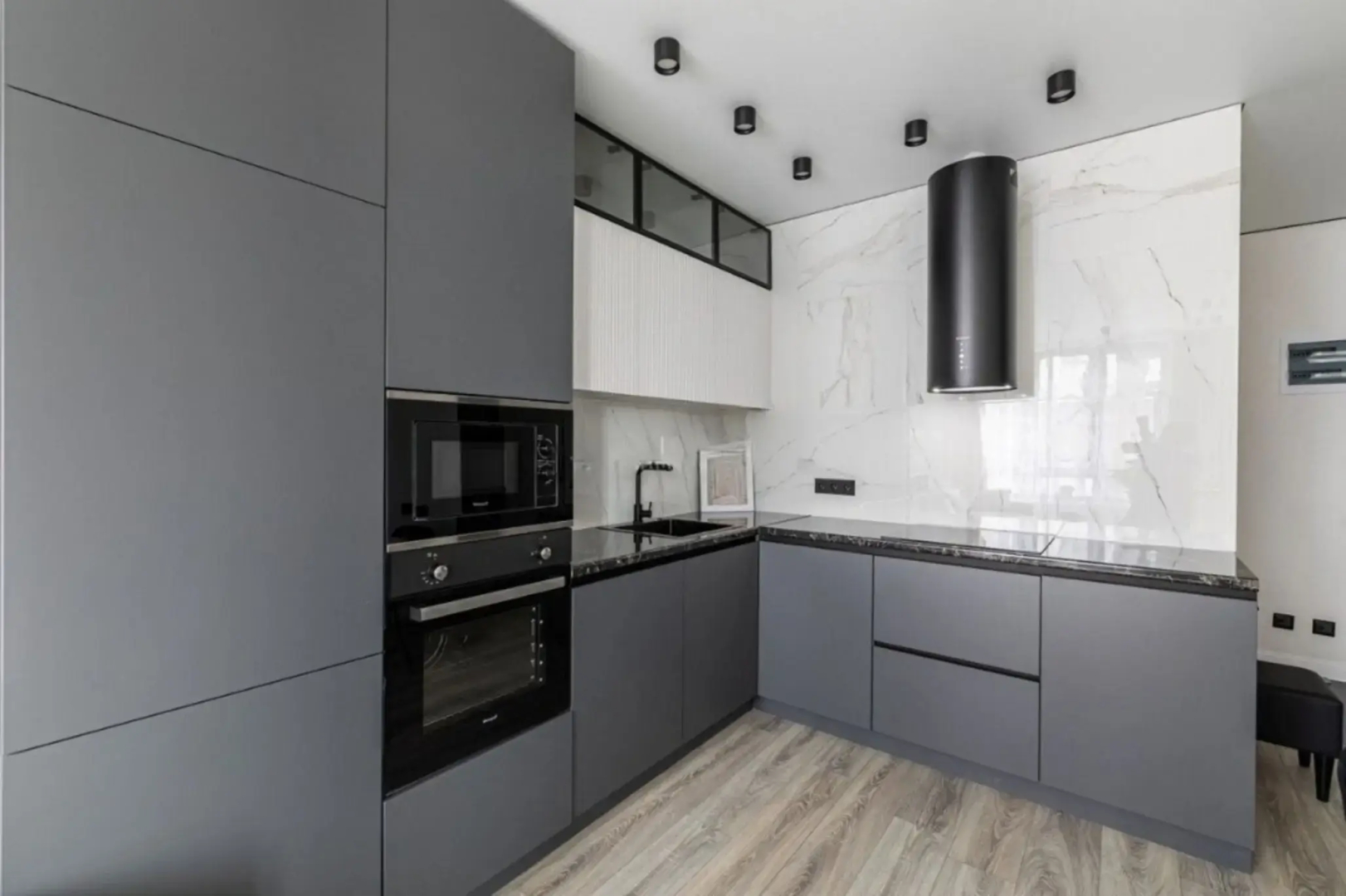 Квартира Стильная 2-к в ЖК Бизнес-класса "SavinHouse" в 5 минутах от Аквапарка Ривьера