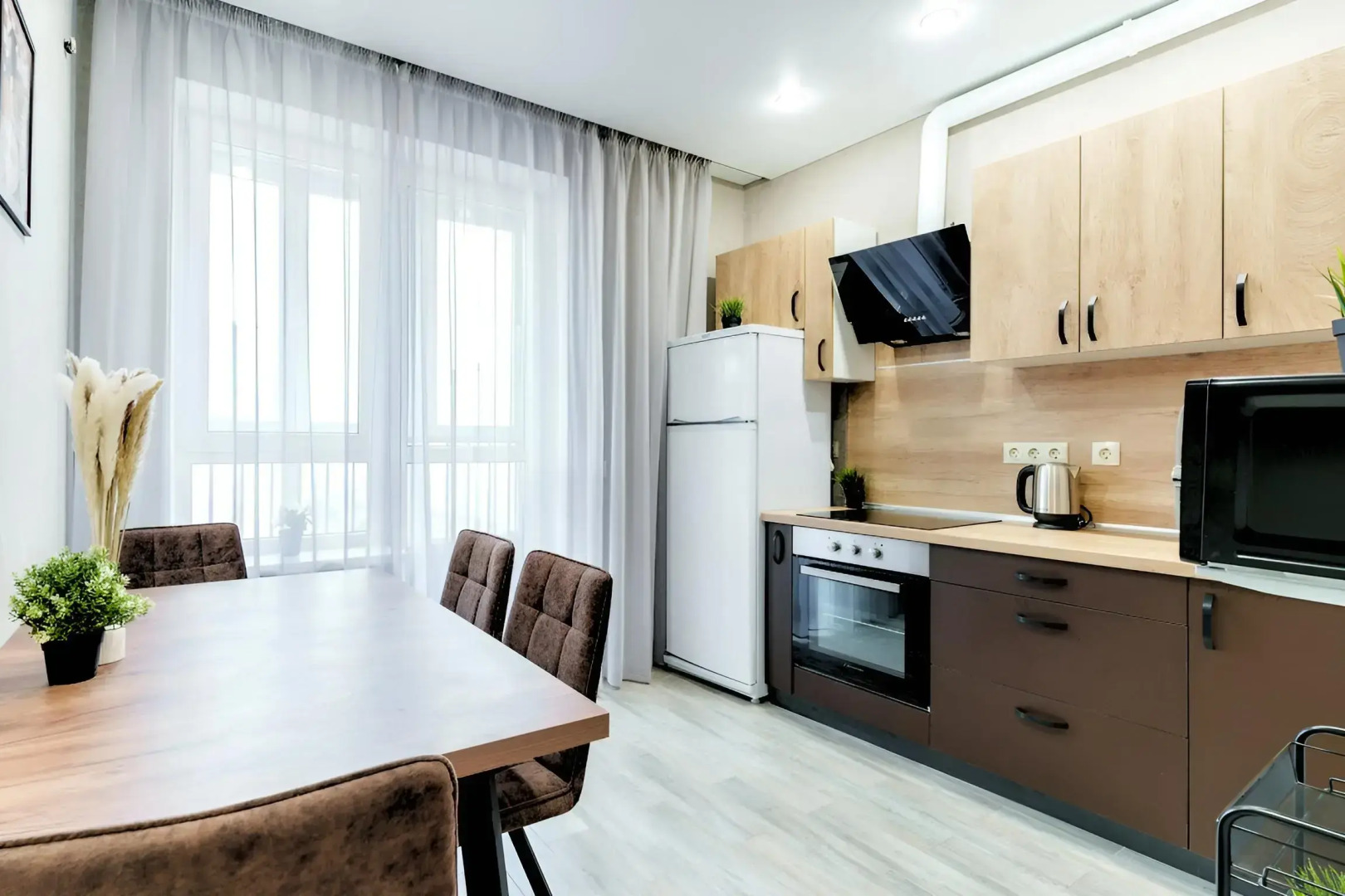 Квартира двухкомнатная у Парка Галицкого Апарт-Отелика на Героев Разведчиков