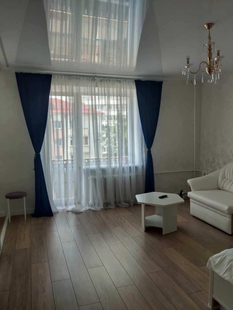 Квартира У главной площади Победы