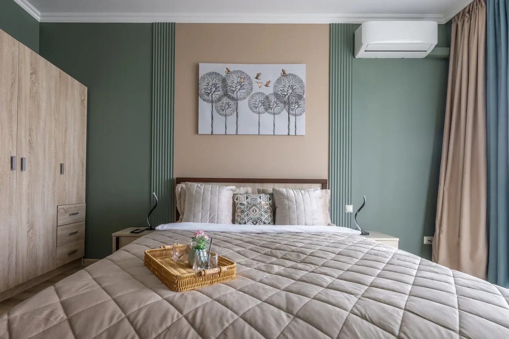 Апартаменты Алис Designer Interiors