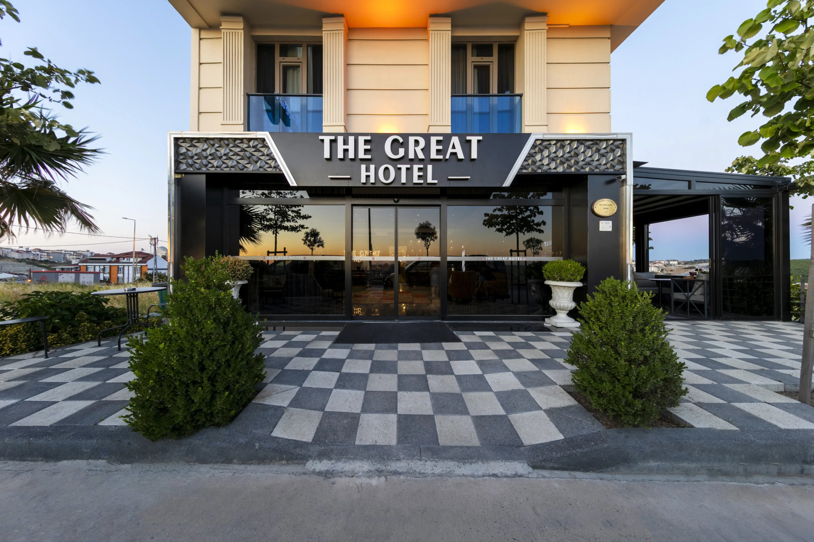 The Great Airport Hotel